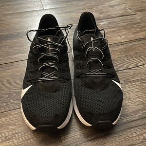 Black Nike Quest Running shoes size: 10 Womens
